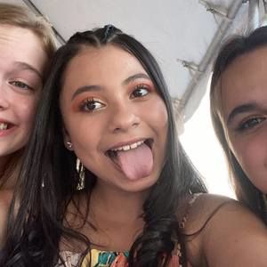 Meet your Posher, Sara